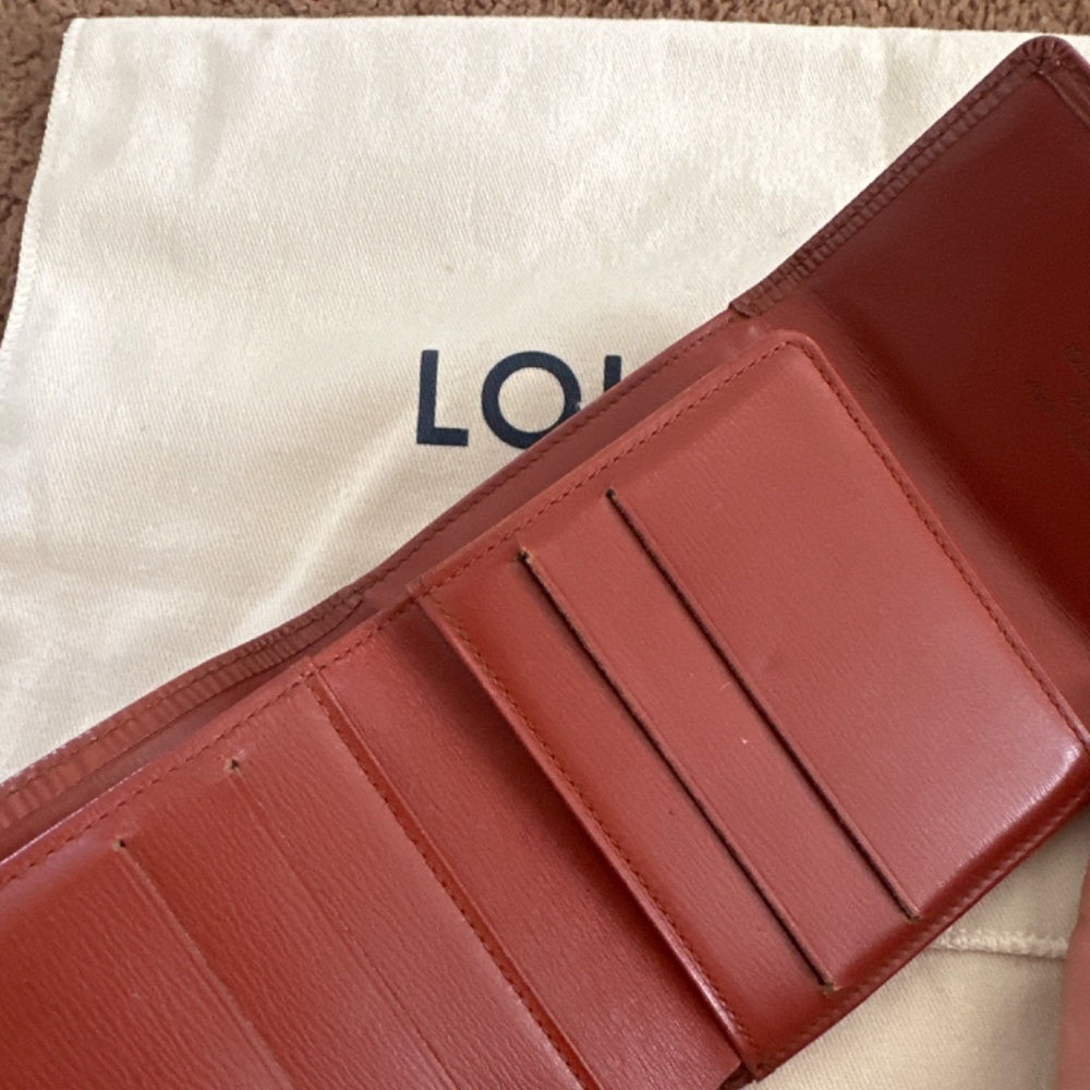 Authentic from Jebwa - LV Tan Epi Bundle: Crossbody, 2x Wallet, Box, Dustbag - Picture 13 of 16